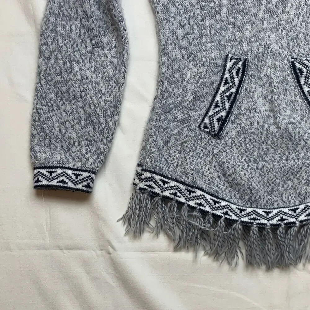 None cozy gray